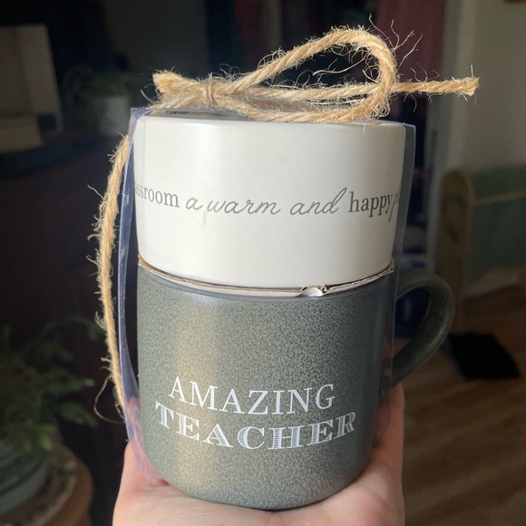 Pavilion Gifts Amazing Teacher 4 oz Candle and 10.8 oz Stackable Mug - Picture 4 of 7